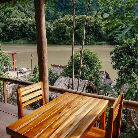 Meexok Guesthouse Nongkhiaw Eksteriør billede